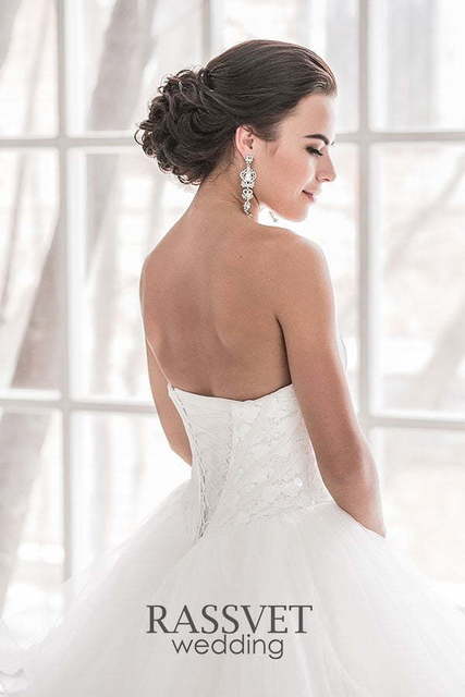 Свадебное платье Мартина. Силуэт Пышное. Цвет Белый / Молочный. Вид 5