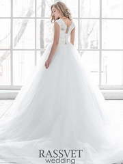 Свадебное платье Ясмин. Силуэт Пышное. Цвет Белый / Молочный. Вид 2