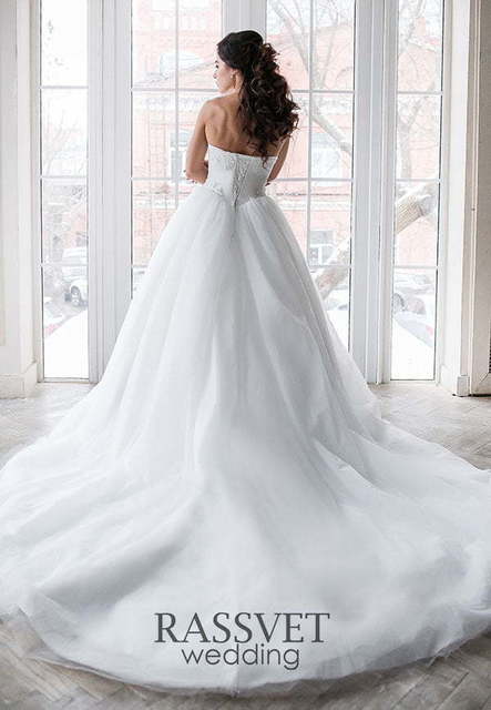 Свадебное платье Тиффани. Силуэт Пышное. Цвет Белый / Молочный. Вид 2