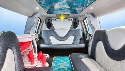 Серебристый лимузин Infiniti QX56 до 20 чел. от ЛимоФаворит 4