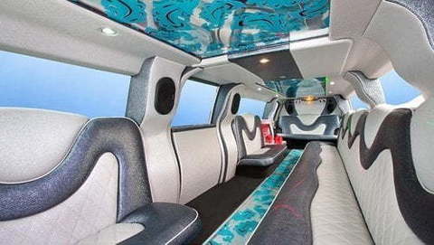 Серебристый лимузин Infiniti QX56 до 20 чел. от ЛимоФаворит 6