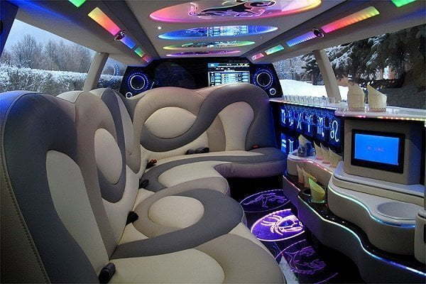 Красный лимузин Порш Каен до 11 чел. от ЛимоФаворит 2