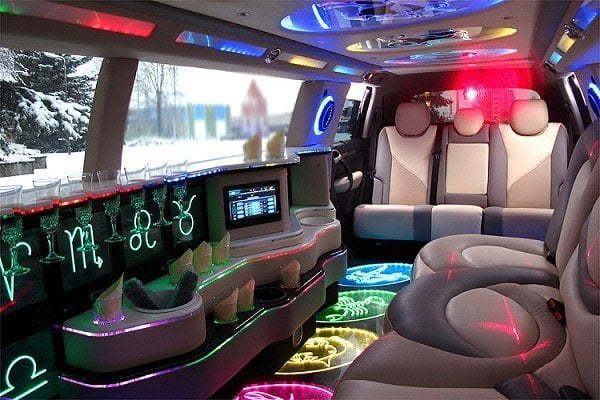 Красный лимузин Порш Каен до 11 чел. от ЛимоФаворит 4