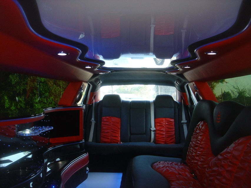 Красный лимузин Крайслер до 10 чел. от ЛимоФаворит 2