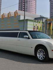 Белый лимузин Крайслер до 10 чел. от ЛимоФаворит 1