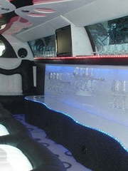 Лимузин Кадиллак SRX до 14 чел. от ЛимоФаворит 2