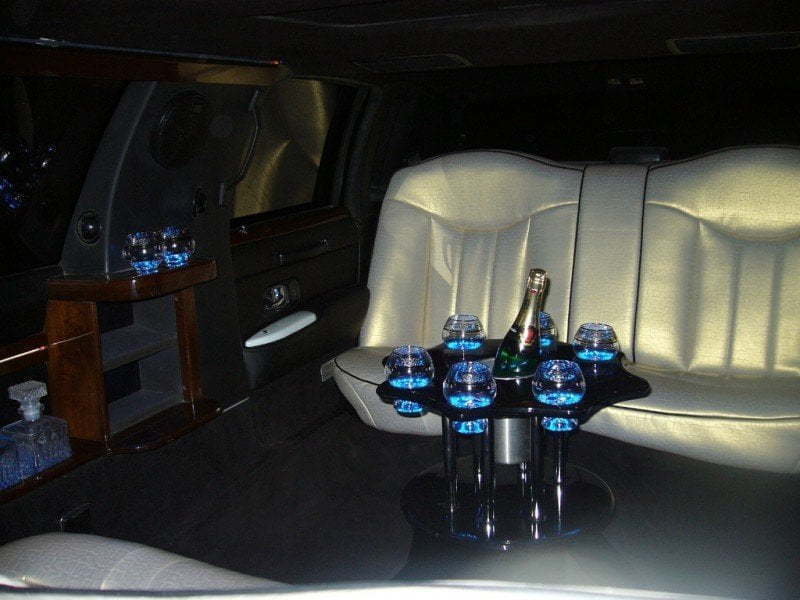 Лимузин Excalibur Phantom до 7 чел. от ЛимоФаворит 4