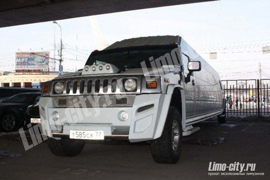 Хаммер H2 с высокой крышей до 30 чел., 2012 г. от Limo City 6