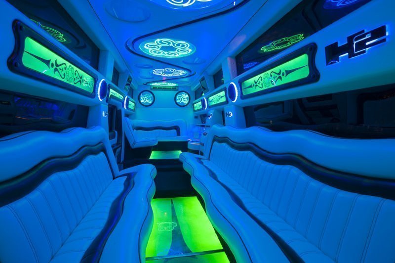 Хаммер в полный рост до 28 чел. от ЛимоФаворит 5