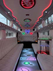 Высокий лимузин Хаммер до 22 чел. от ЛимоФаворит 2