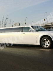 Крайслер 300 С до 12 чел., 2013 г. от Limo City 1