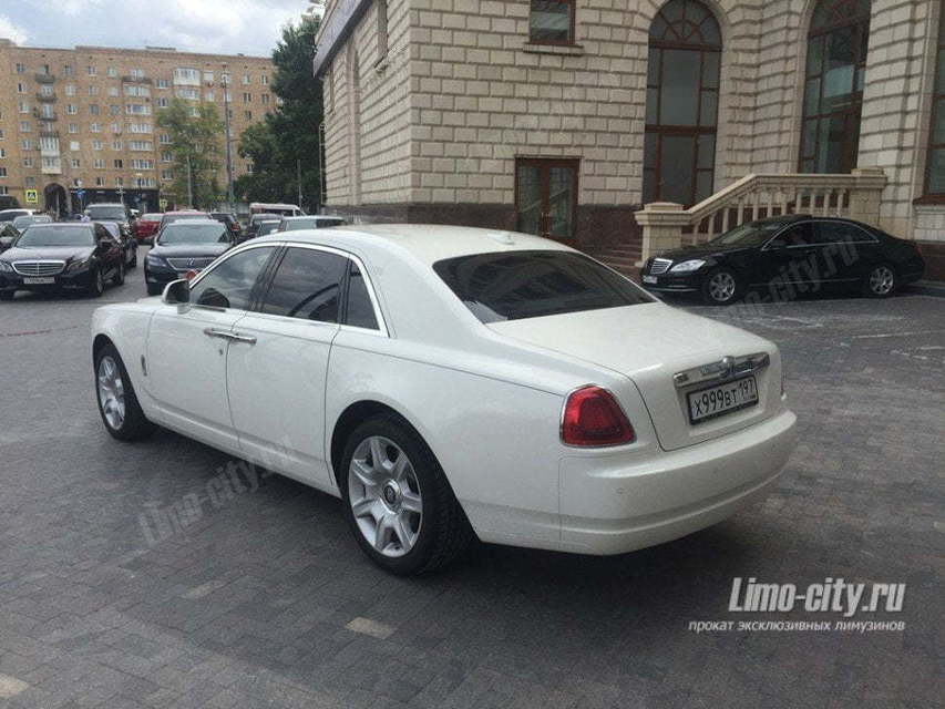 Роллс-Ройс до 4 чел., 2013 г. от Limo City 10