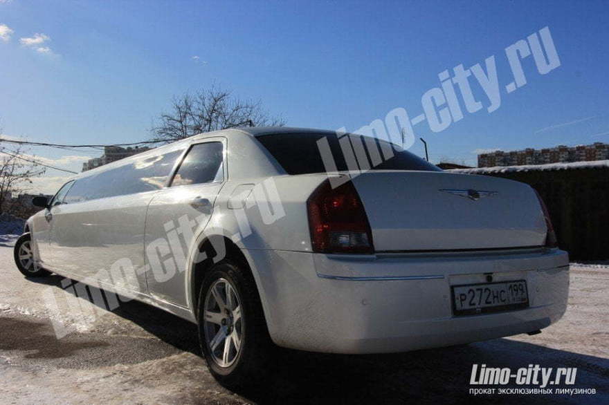 Крайслер 300 С Снежная королева до 12 чел., 2014 г. от Limo City 3