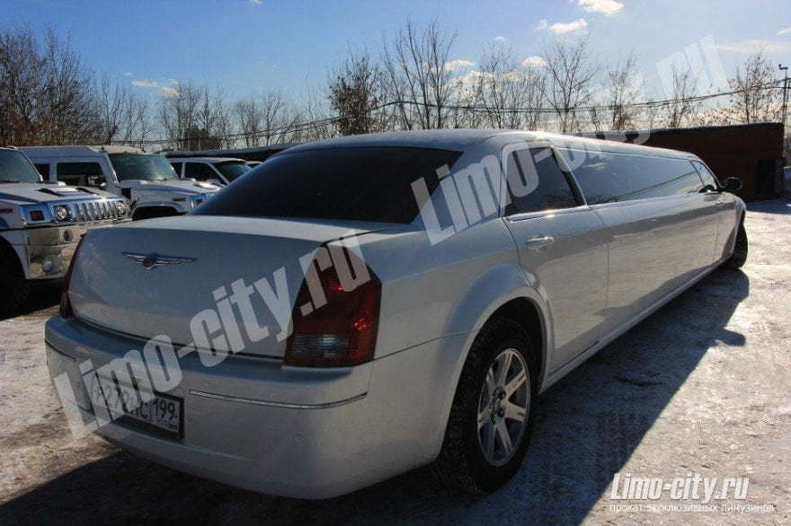 Крайслер 300 С Снежная королева до 12 чел., 2014 г. от Limo City 4