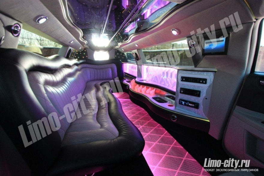 Крайслер 300 С Снежная королева до 12 чел., 2014 г. от Limo City 11