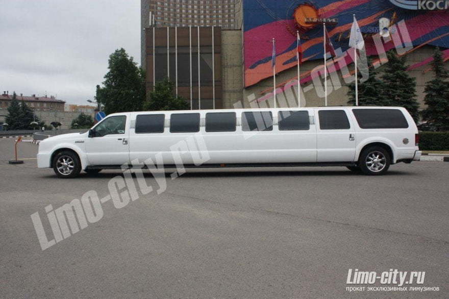 Форд экскершн реплика Роллс Ройс до 20 чел., 2014 г. от Limo City 5