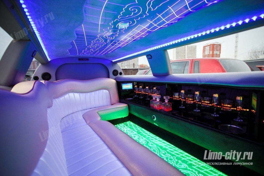 Лимузин Экскалибур фантом Айвери до 12 чел., 2015 г. от Limo City 5