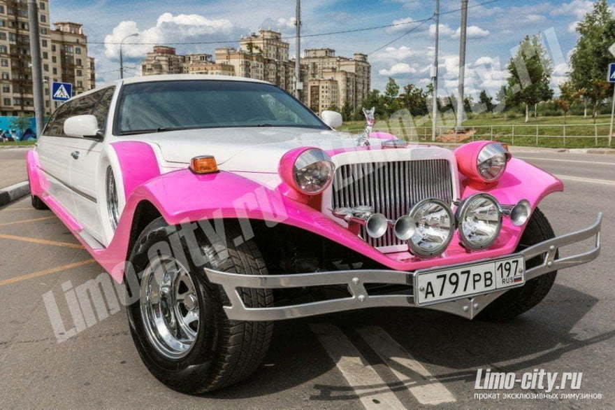 Лимузин Экскалибур Фантом розовый