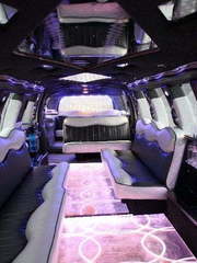 Лимузин Форд Экскершн в стилле Роллс-Ройс до 30 чел. от ЛимоФаворит 2