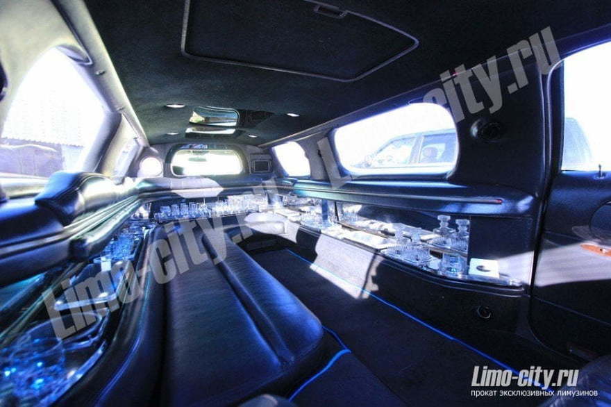 Линкольн Таун кар Фальш кабриолет до 11 чел., 2014 г. от Limo City 4