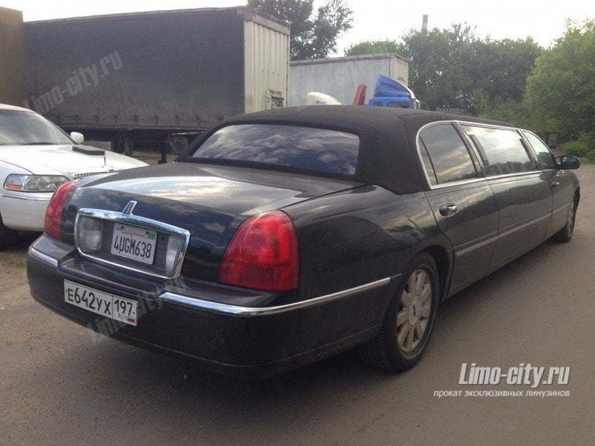 Линкольн Таун Кар до 7 чел., 2014 г. от Limo City 8