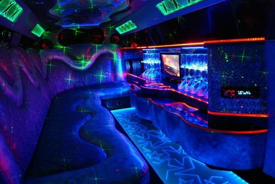 Лимузин Крайслер до 10 чел. от ЛимоФаворит 2