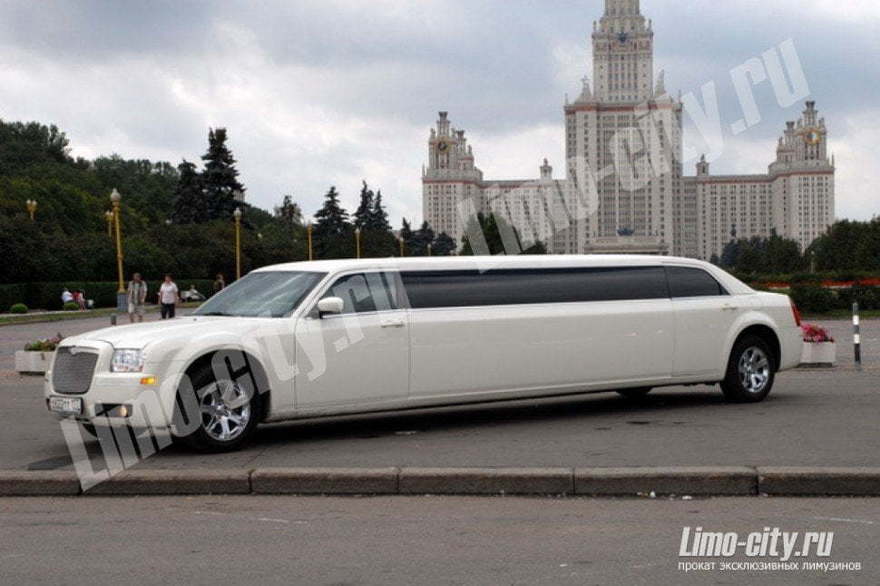 Крайслер 300 С до 11 чел., 2011 г. от Limo City 1