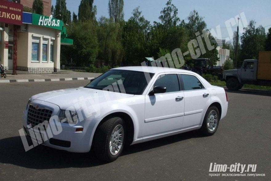 Крайслер 300С до 4 чел., 2011 г. от Limo City 1