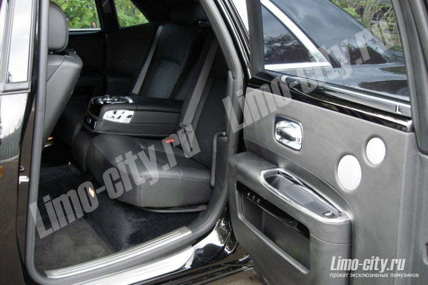 Роллс-Ройс до 4 чел., 2013 г. от Limo City 4