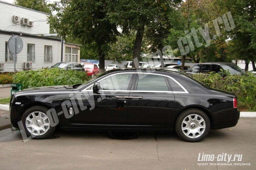 Роллс-Ройс до 4 чел., 2013 г. от Limo City 9