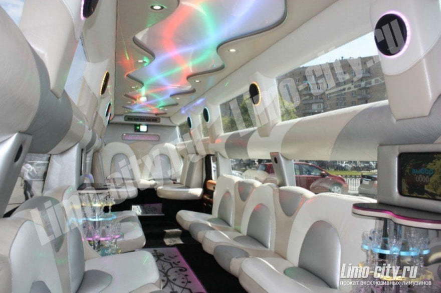 MEGA Хаммер H2 BUSS до 30 чел., 2012 г. от Limo City 7