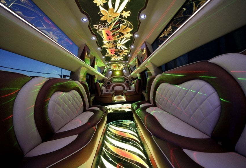 Высокий лимузин Хаммер до 32 чел. от ЛимоФаворит 3