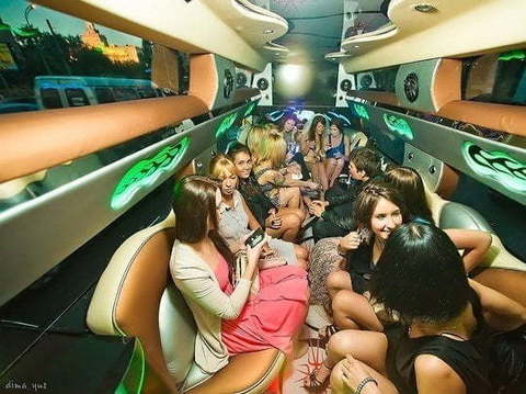 Золотой лимузин Хаммер в полный рост до 28 чел. от ЛимоФаворит 2