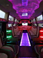 Лимузин с приподнятой крышей Хаммер до 28 чел. от ЛимоФаворит 2