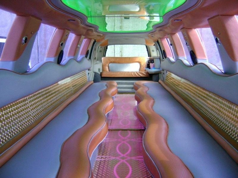 Лимузин Кадиллак Эскалэйд до 22 чел. от ЛимоФаворит 6