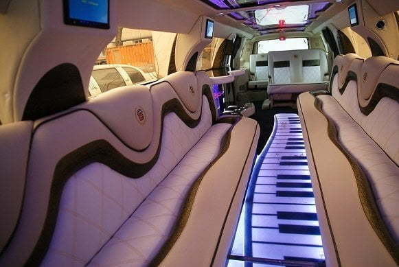 Cadillac Escalade лимузин салон