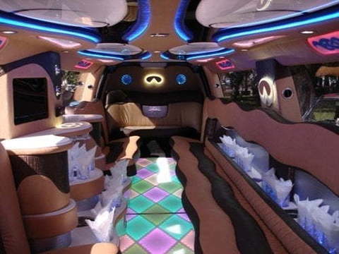 Лимузин Инфинити  до 20 чел. от ЛимоФаворит 2