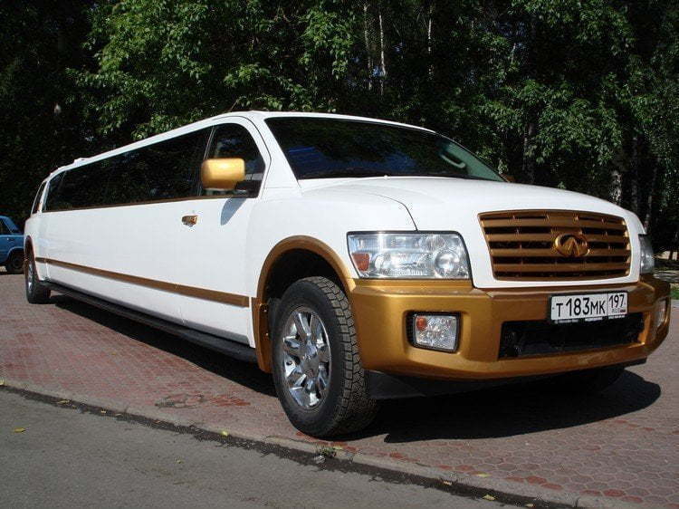 Лимузин Инфинити  до 20 чел. от ЛимоФаворит 3