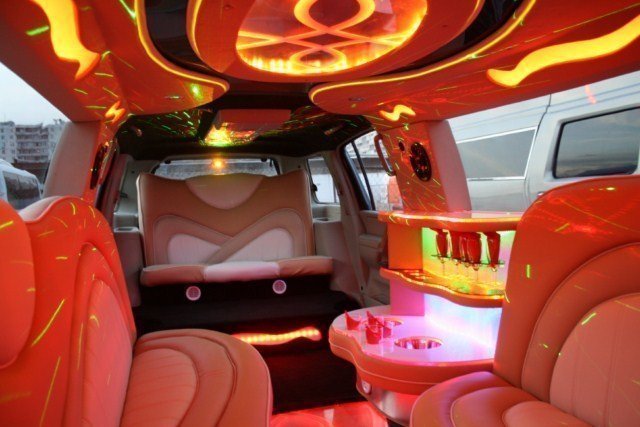 Лимузин Infiniti QX56 до 22 чел. от ЛимоФаворит 6