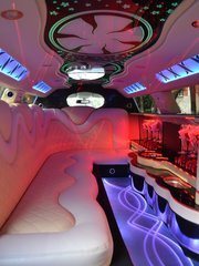 Белый лимузин Крайслер до 10 чел. от ЛимоФаворит 2