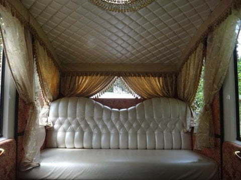 Лимузин Карета  до 7 чел. от ЛимоФаворит 4