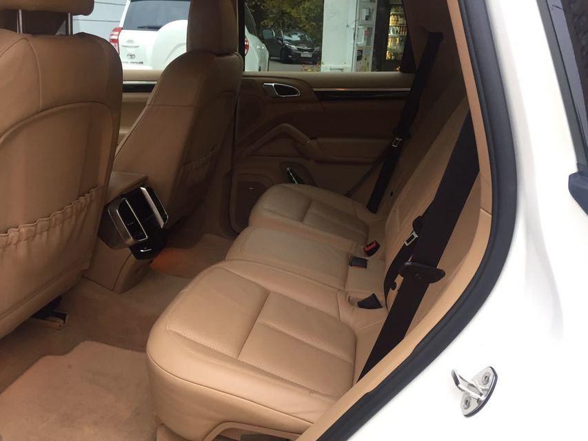 Белый Порш Кайен до 4 чел. от ЛимоФаворит 2