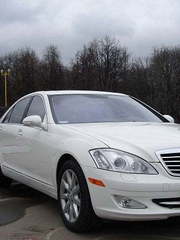 Белый Мерседес S 221 до 4 чел. от ЛимоФаворит 1