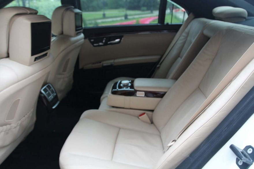 Белый Мерседес S 221 до 4 чел. от ЛимоФаворит 2