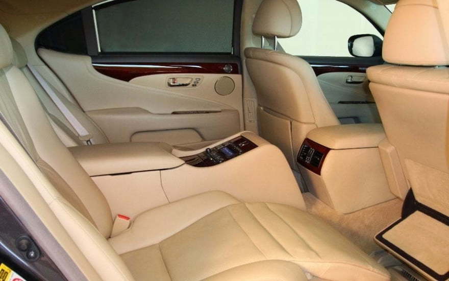 Lexus LS-460l до 4 чел. от ЛимоФаворит 2