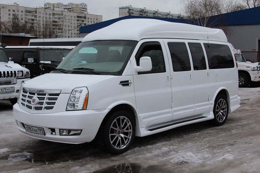 Микроавтобус Cadillac Escalade Express до 6 чел. от ЛимоФаворит 4