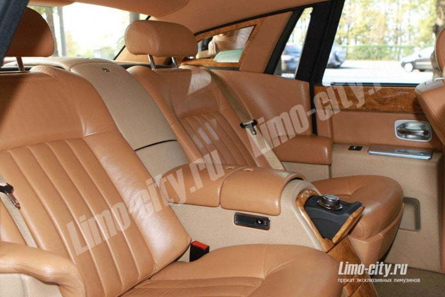 Роллс-Ройс Phantom до 3 чел., 2010 г. от Limo City 2