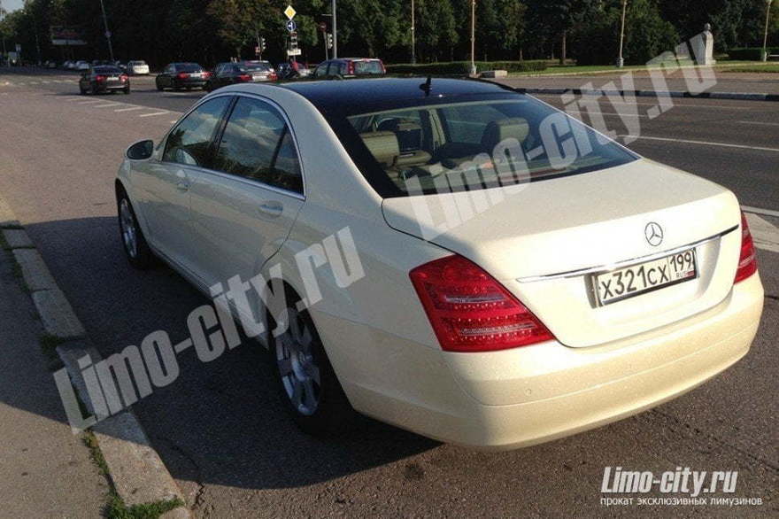 Мерседес 221 Лонг до 4 чел., 2010 г. от Limo City 3