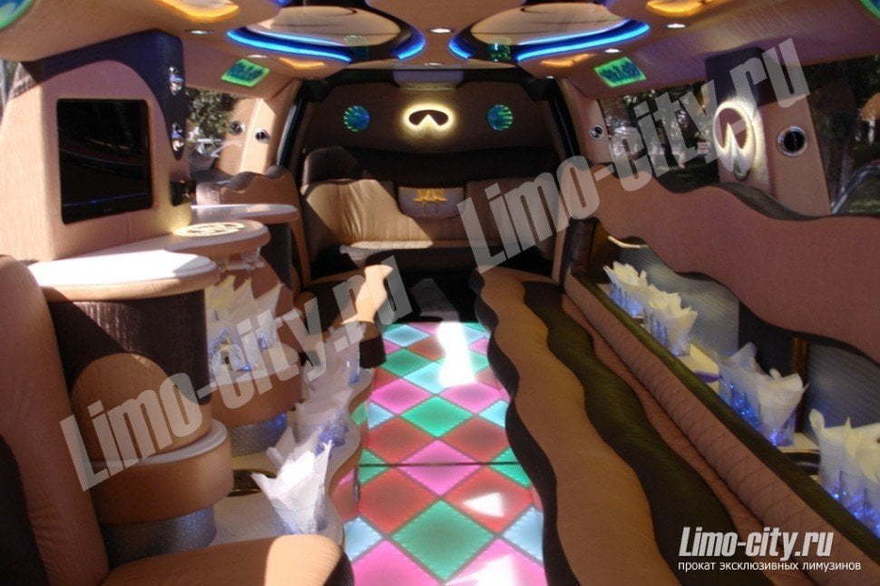 Инфинити до 21 чел., 2011 г. от Limo City 2
