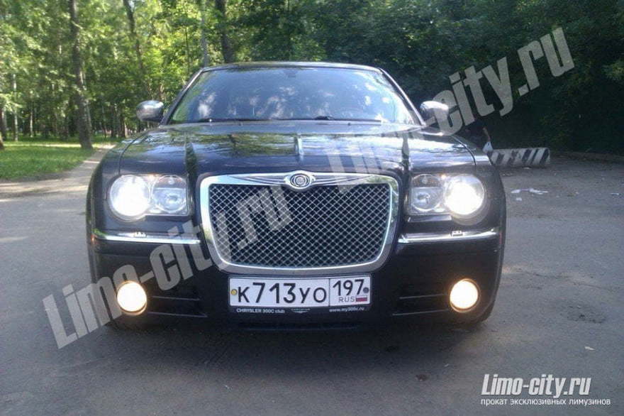 Крайслер 300С до 4 чел., 2011 г. от Limo City 3